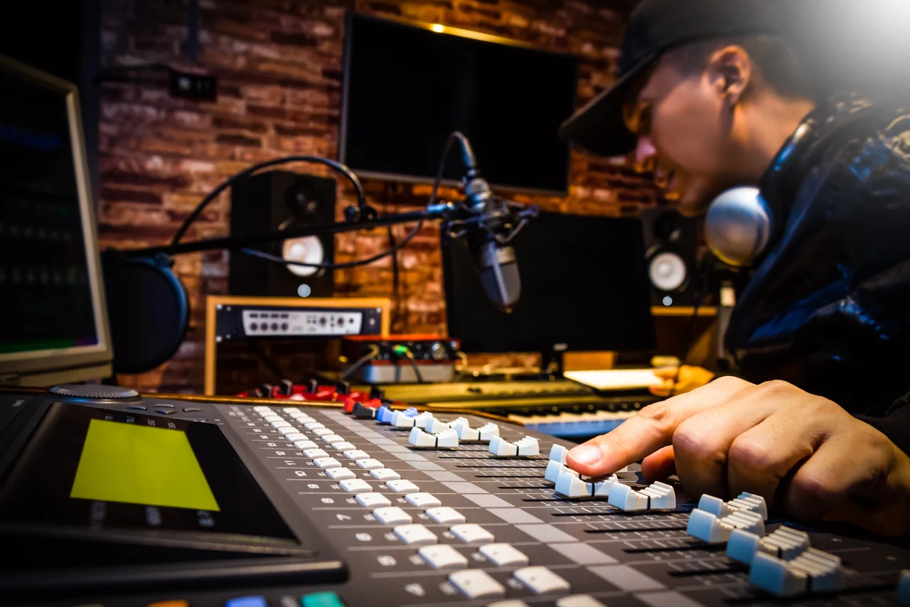 Audio Recording School - Course Outline